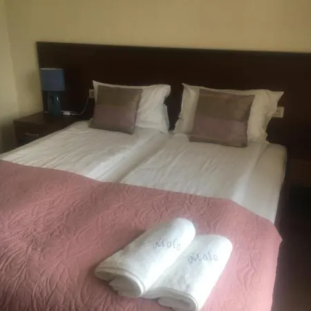 Guest house Molo *