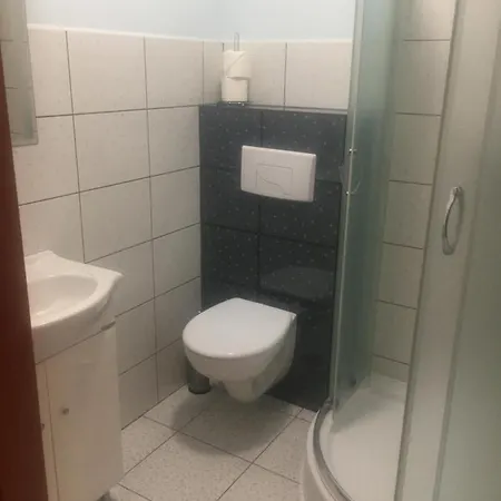 Molo בית הארחה 3*