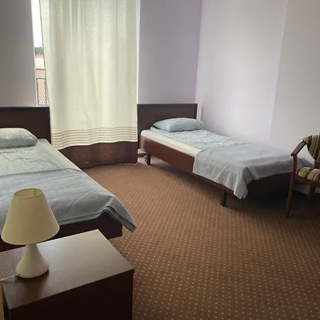 Molo Guest house *