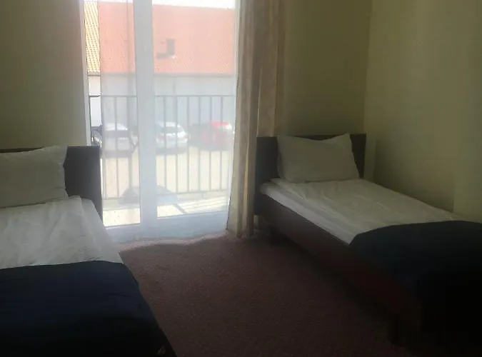 Molo בית הארחה 3*